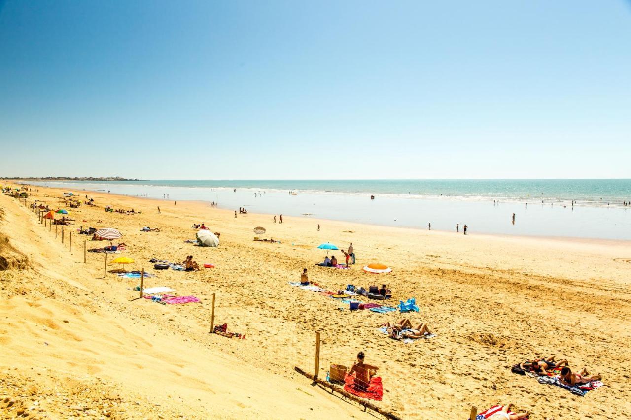La Dolce Vita Proche Des Plages 圣伊莱尔·德列 外观 照片